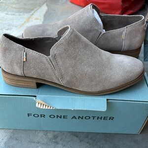 Brand new Toms and wedges